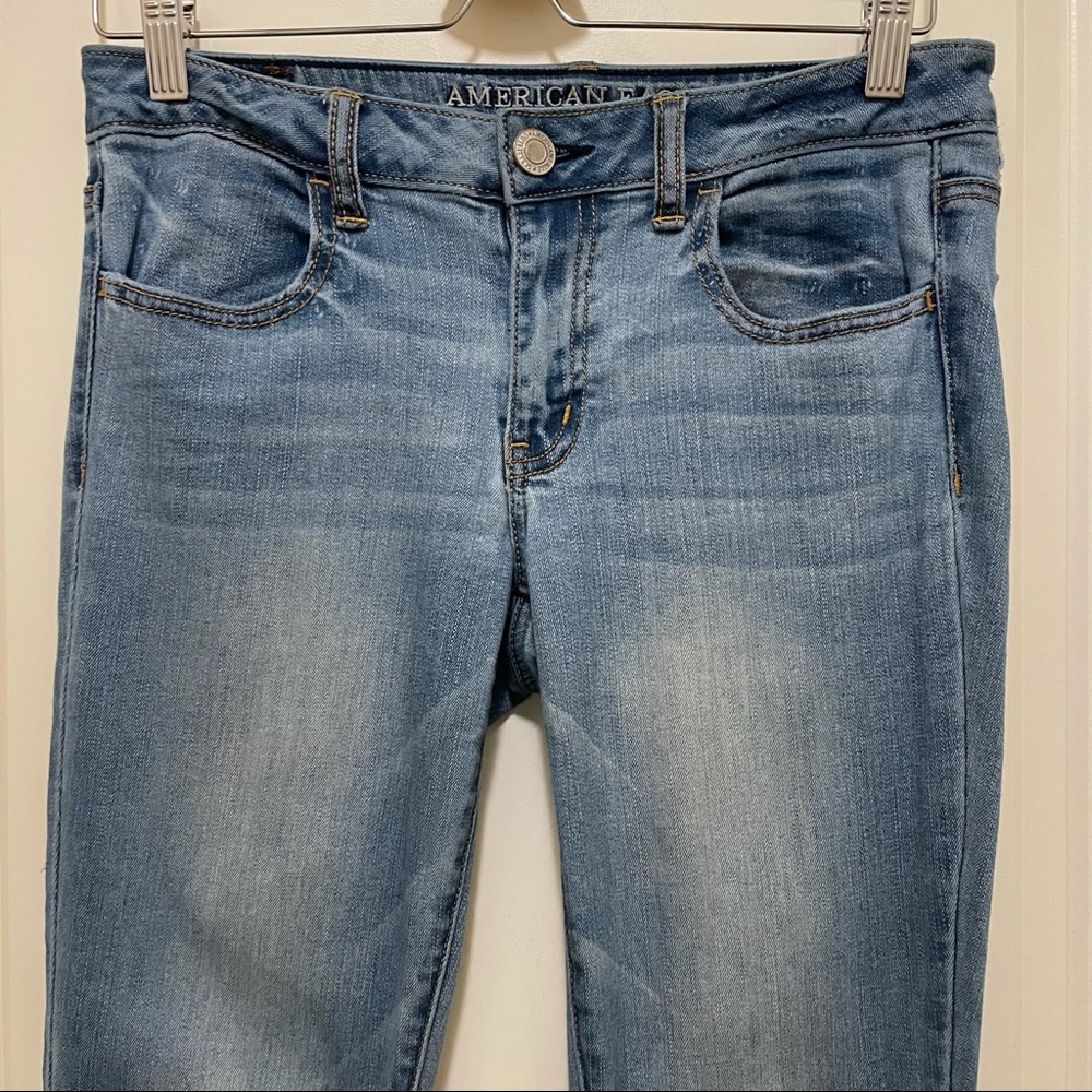 American Eagle Light Wash Stretch Skinny Jean